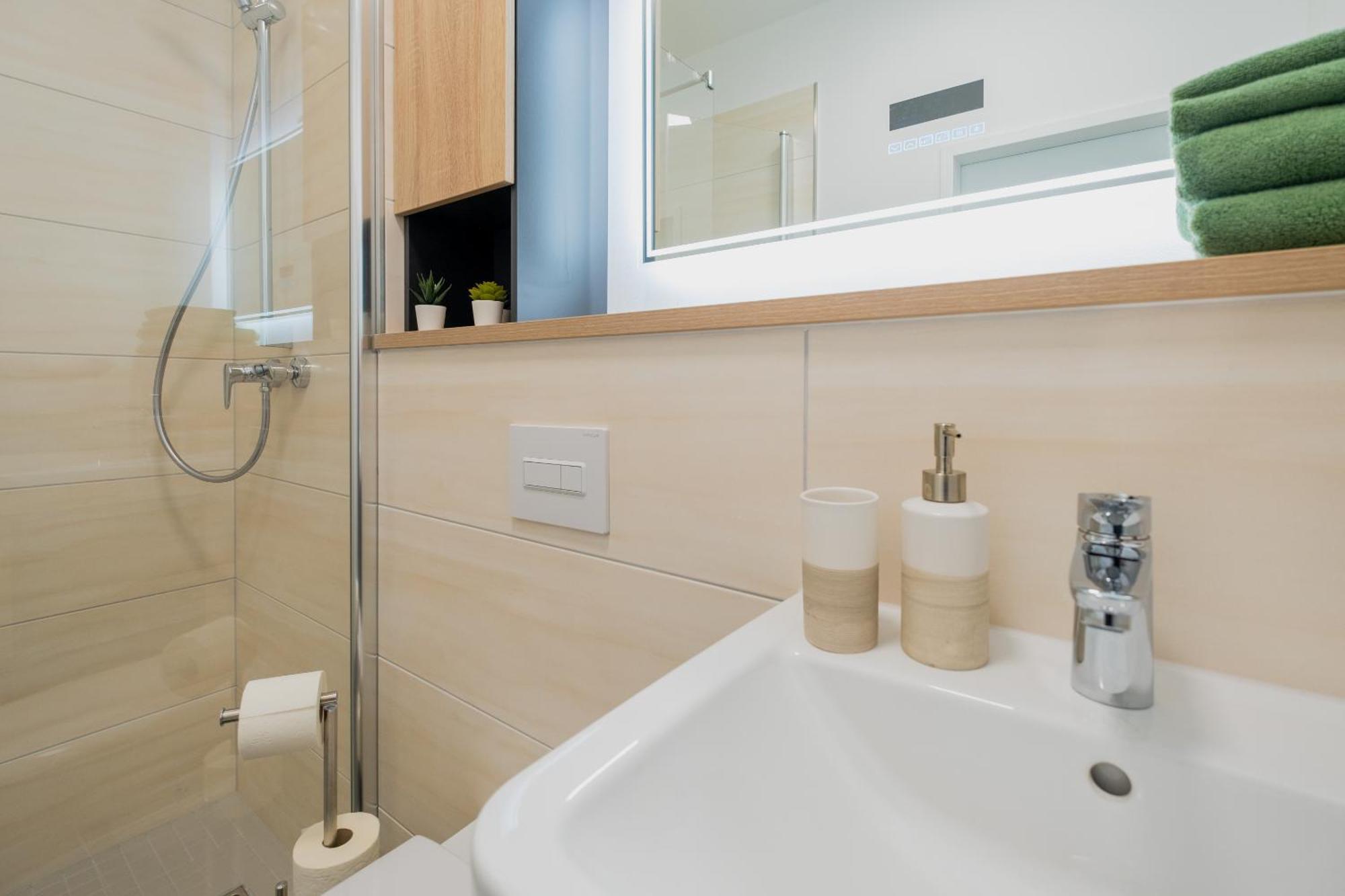 Aparthotel Jade & Jabo - Sehr Schoene & Apartements Zum Wohlfuehlen Tageweise & Wochenweise Buchbar 4*