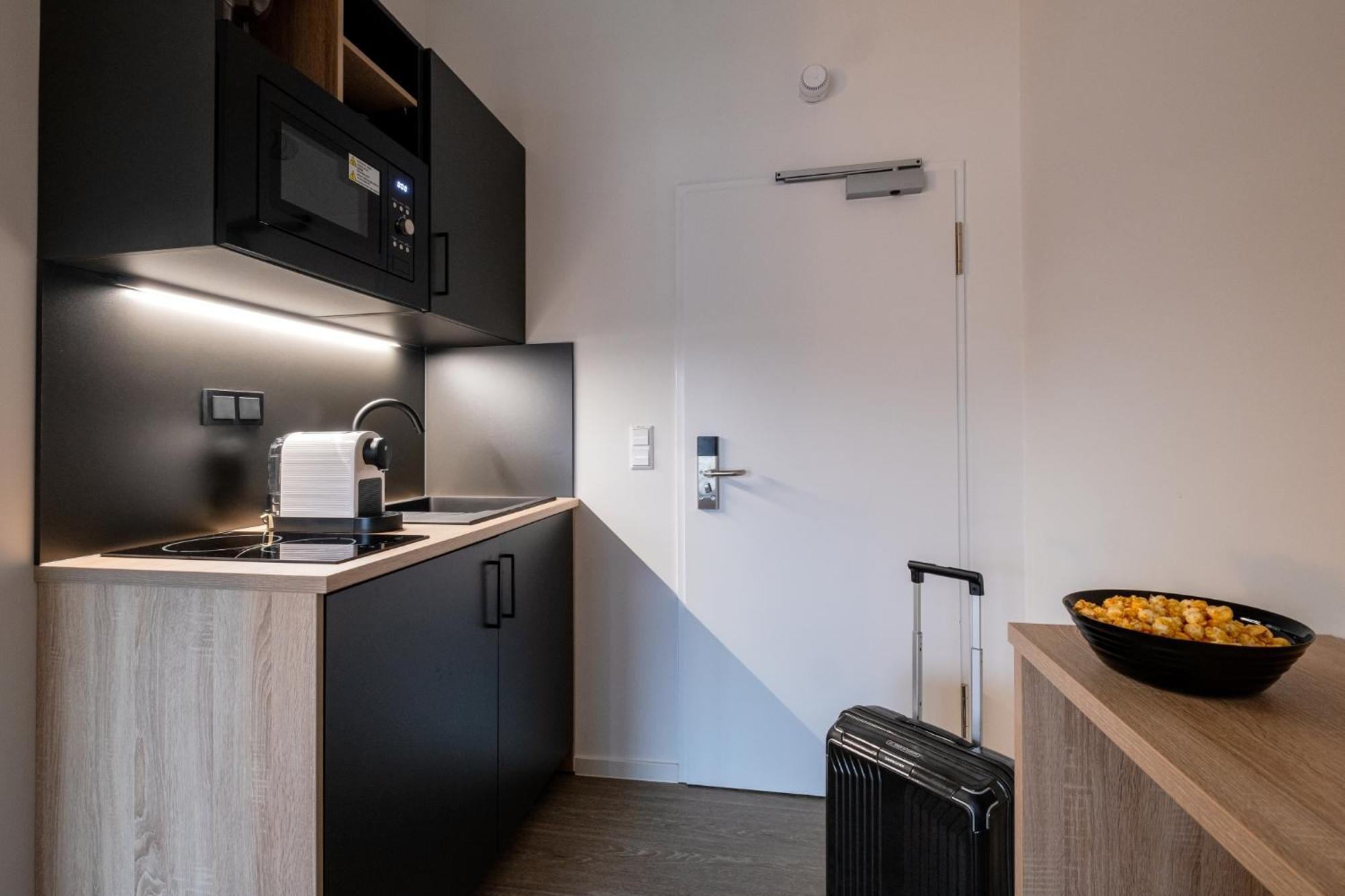 Aparthotel Jade & Jabo - Sehr Schoene & Apartements Zum Wohlfuehlen Tageweise & Wochenweise Buchbar Neuss